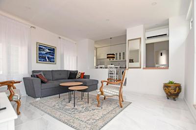 Blue Harbour Luxury Apartment, Herceg Novi , Old Town