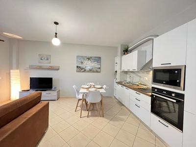 Sea-Side Apartment