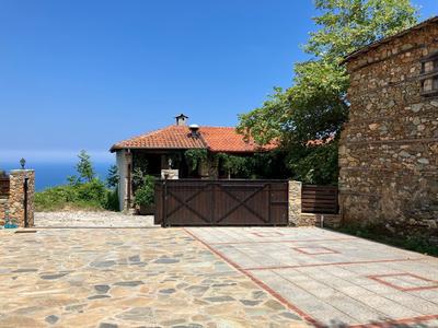 Melofegaro Guesthouse