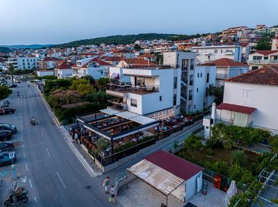 Vagabundo beachfront apartment 2 - Luxury - Sea views - Free parking