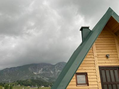 Mountain peaceful cottages