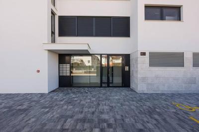 Apartment Ivona - beautiful terrace and free garage parking