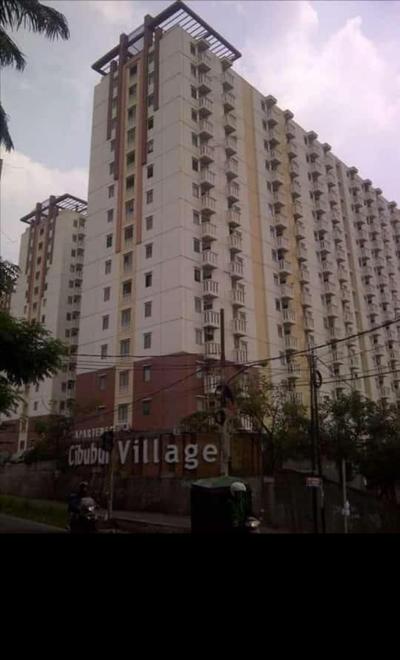 Lily's Room At Apartemen Cibubur Village By FPH