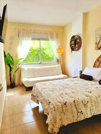 Homely Apt in Modern building with Pool