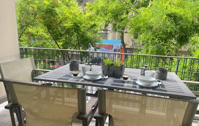 Deluxe City Apartment