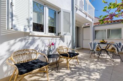 Apartment Sea Shell