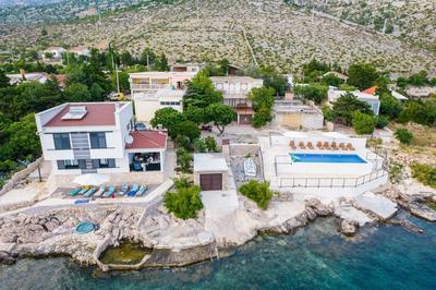 Luxury Villa Solis