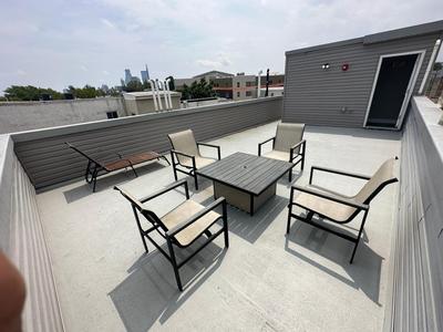 Modern 2BR 2BA Apartment with rooftop in Brewerytown