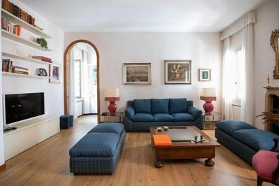 Classy spacious apartment close to St.Mark square