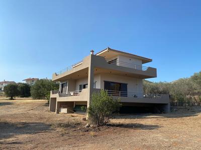 Spacious House, next to Best Beaches near Athens.