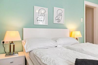 Charming 1BR Viennese Gem - Perfect Starting Point