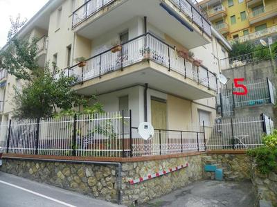 Monolocale n 5 vicino al centro e con dehor