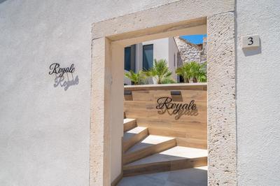 Apartments Villa Royale