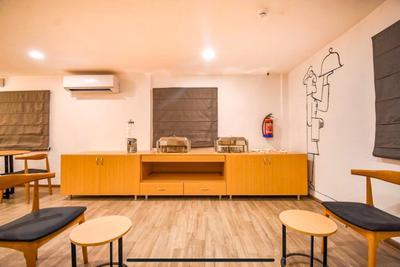 Via Heera Holiday Inn