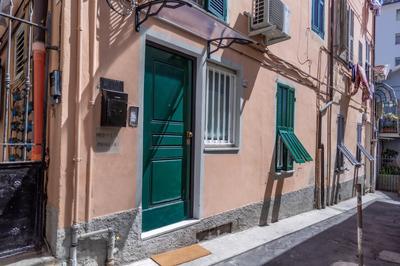 Casa Liri Sanremo -centrale, moderna, 5min spiaggia, Ariston-