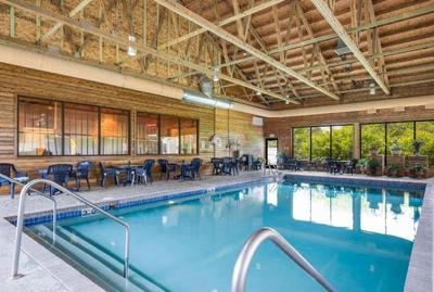 Lakeside Suites