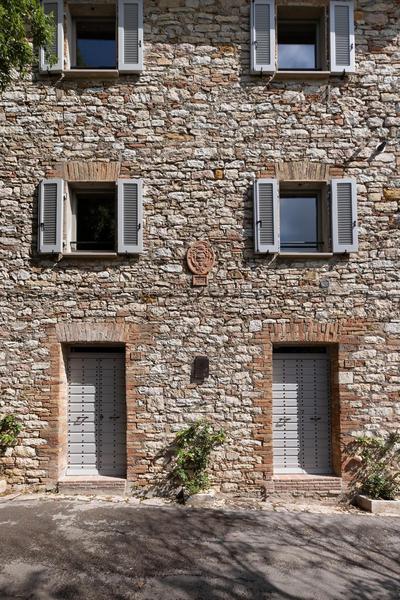 Forma Your Boutique Suite