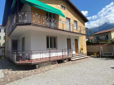 Villa The Swan - Composed by 2 Apartments