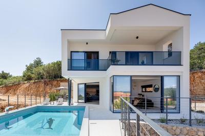 Luxury villa Verbenico Hills- amazing sea view, pool with whirpool and waterfall, beach, in famous wine region - Your holiday with style