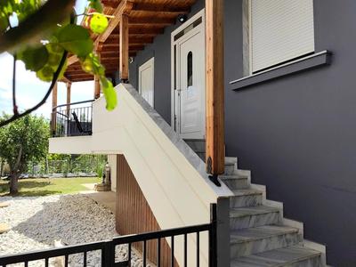 Anthos Rooms Vrasna