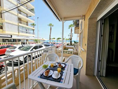 Apartamento NEPTUNO - Primera Línea de Playa by SunCastle apartamentos