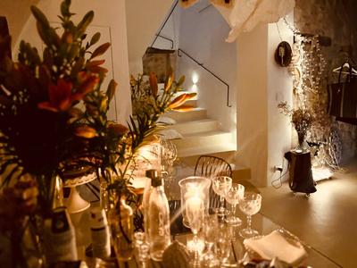 Hydria Guest House Art Gallery Dimora d artista con terrazza e vasca idromassaggio nel cuore del borgo antico Artists Home with terrace and jacuzzi in the 