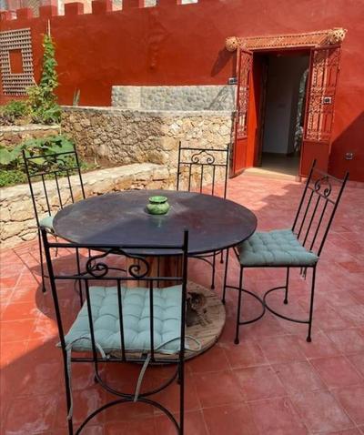 Riad plain pied 2 chambres jardin terrasse & bassin