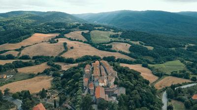 O Nini! di Monteverdi Marittimo, Borgo di Canneto