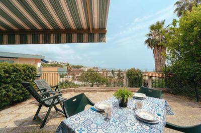 La Casa Blu - FREE Parking - Sea View - Free Wifi