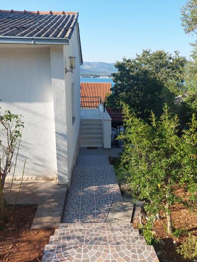 Peaceful & cozy Rest House, 80m from beach