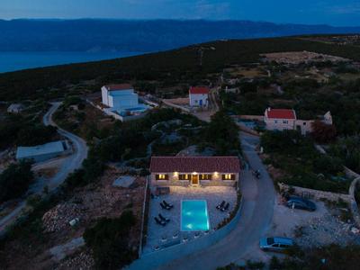 Villa Nika