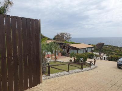 Casa Costanza