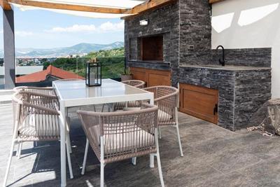 Lux Apartment MARRA with the rooftop jacuzzi