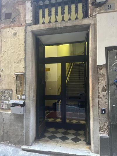 Ridi Che Ti Passa in Vico del Fieno