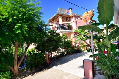 Villa Ektoras by EY Villas