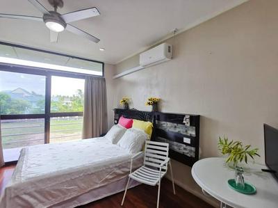 Master Bedroom in Shared Cozy River View Pool Apartment - view 14