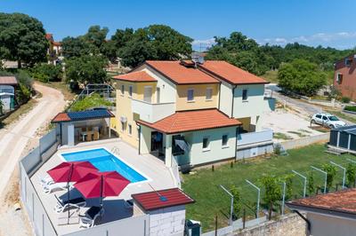 Holiday House Mila