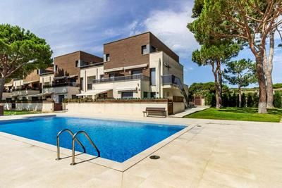 La Pineda Duplex con terraza céntrico en SAgaró