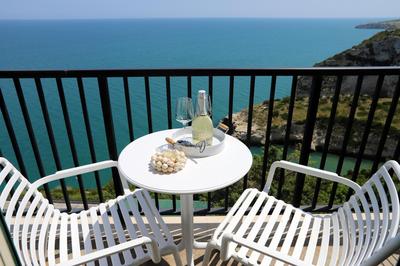 Montebello Luxury Apartment