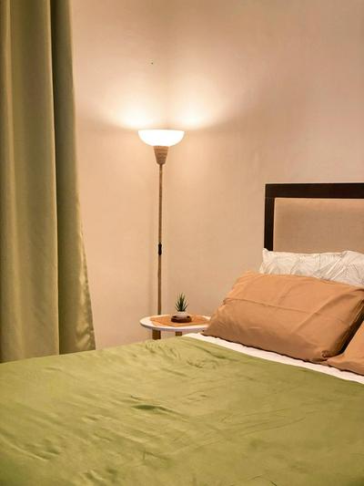 Tropical Home with Netflix near NAIA Terminal 3