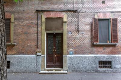 GuestHost - Bolognina Bright Apartment near the station
