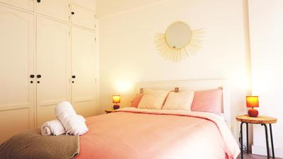 SINTRA STAY - Massamá Guesthouse