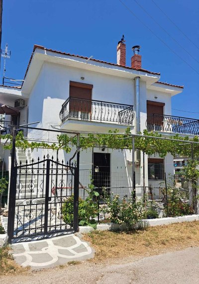 Sunday House