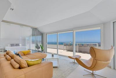 Penthouse with ocean & city view