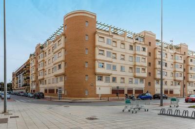 A&N Spacious Pool Apartment for 6 Torre del Mar
