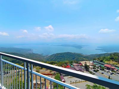 Mackenzie Penthouse Taal View with balcony