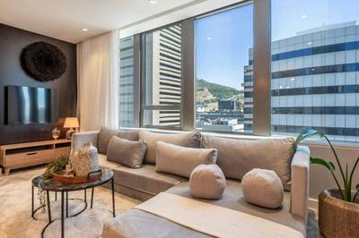 Chic Luxury City Apartment