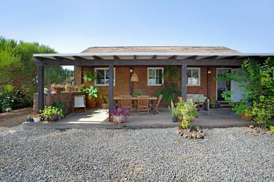 Casa al volcán de Lajares