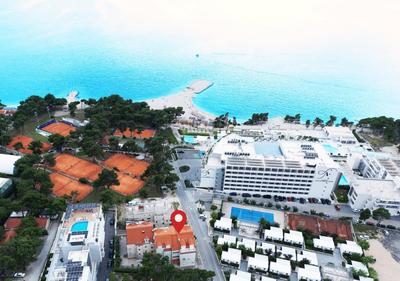 Luxury apartment 'On The Beach'