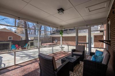 Cozy & Relaxing Home, Hot Tub, Fire Pit, Deck